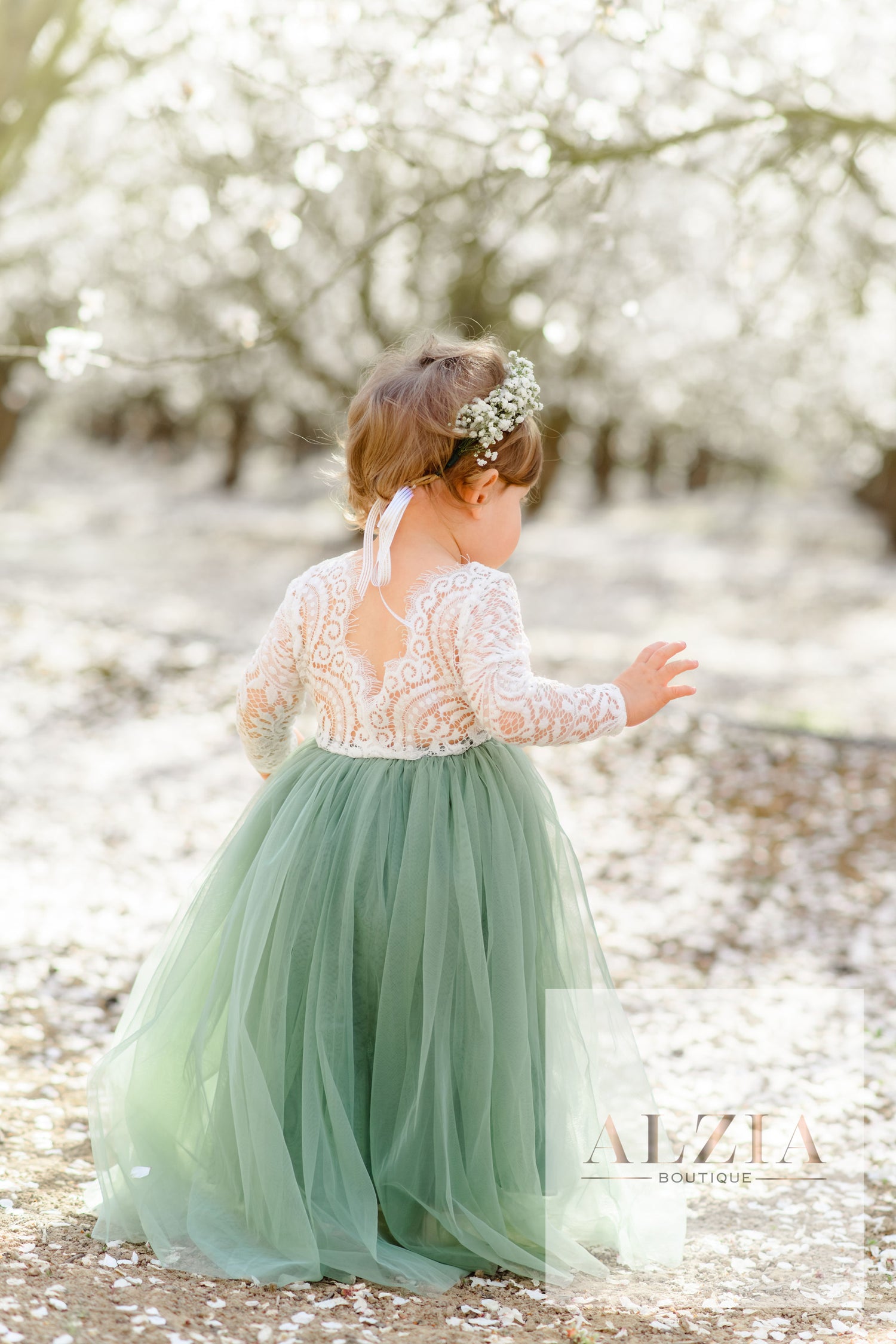 PLAIN TULLE DRESSES