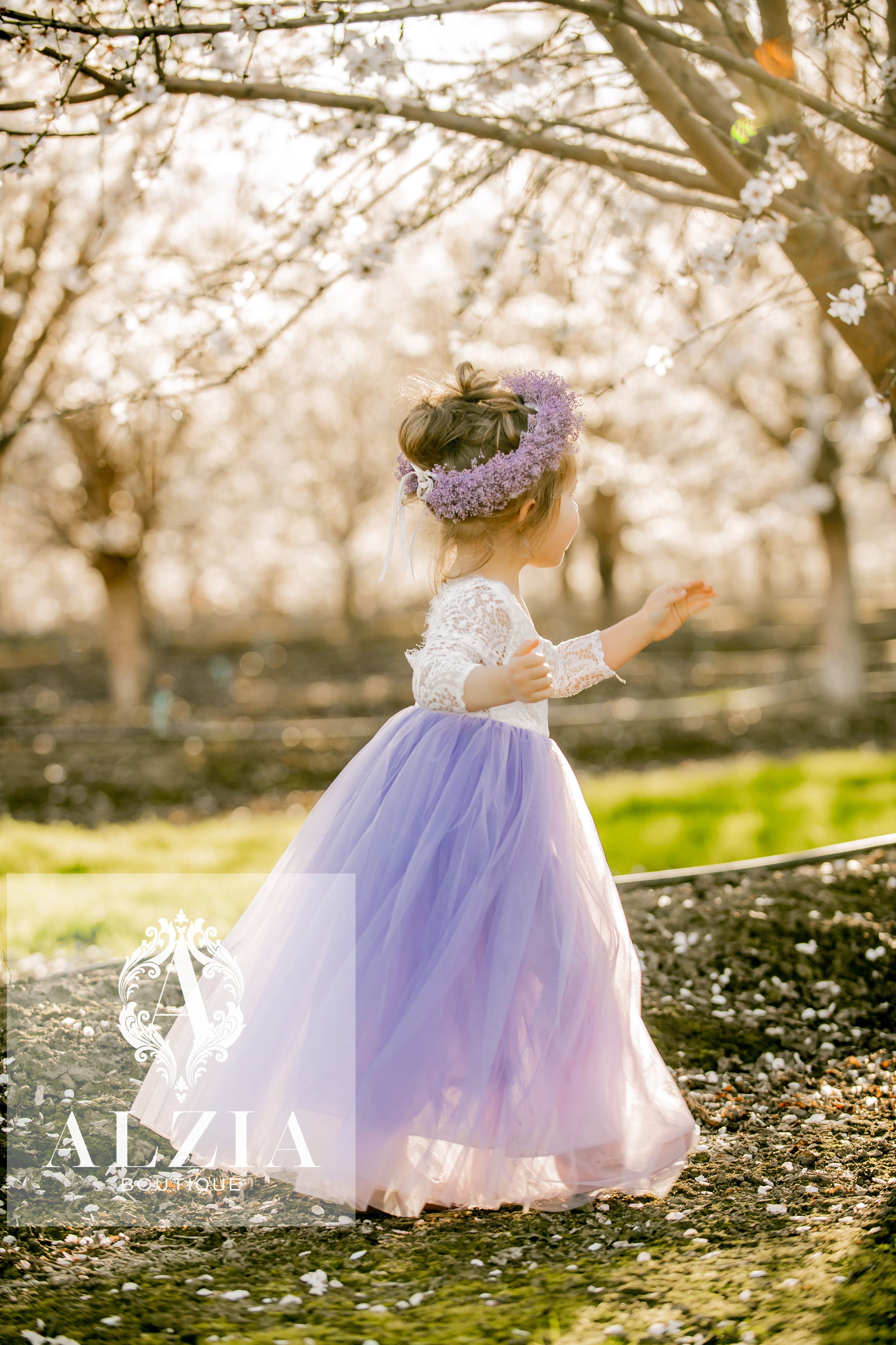 Mauve, Dusty Mauve, hotsell Purple Mauve Tulle Lace Top Scalloped Edges Back Party Flower Girl Dress